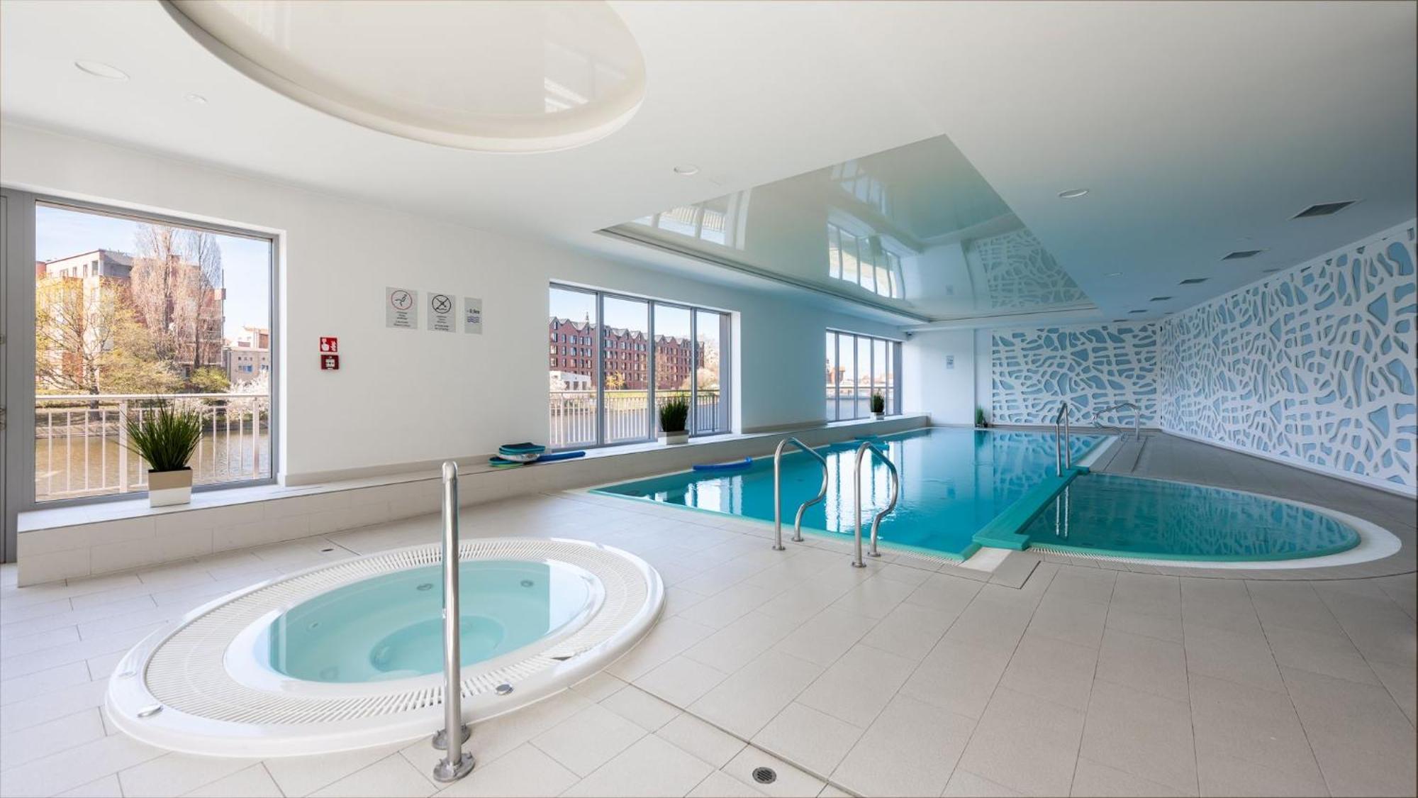 Flatbook Apartments Waterlane Island Spa With Riverview Gdańsk Eksteriør billede